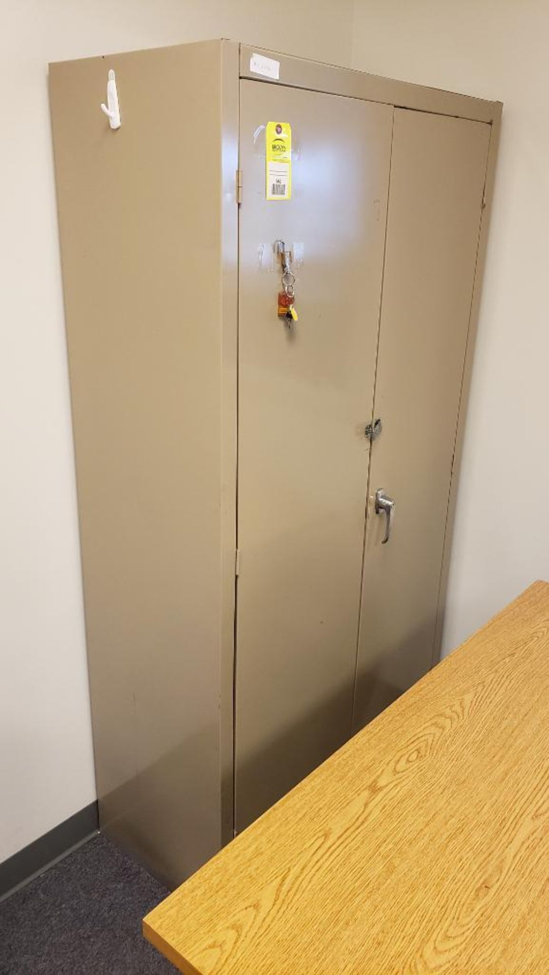 Hon metal storage cabinet. 72x36x18.