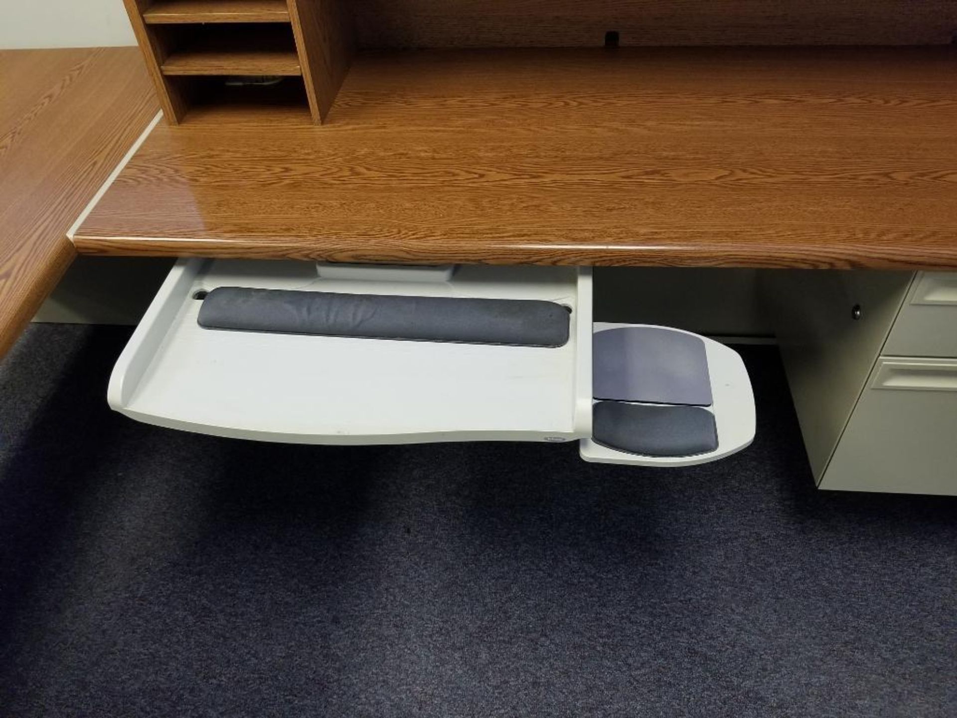 HON office furniture L-shaped desk. Overall size 66x90. - Image 5 of 6
