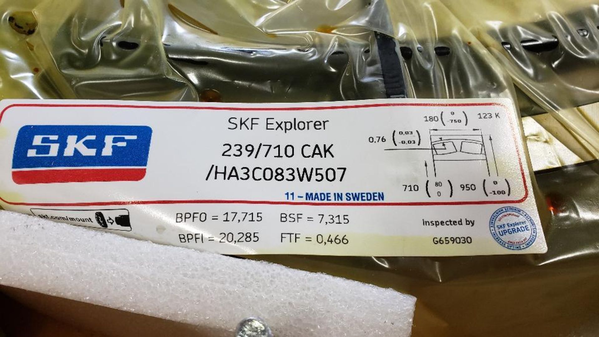 SKF super precion large capacity bearing. Part number 239/710 CAK/HA3C083W507. New in crate. - Image 3 of 4