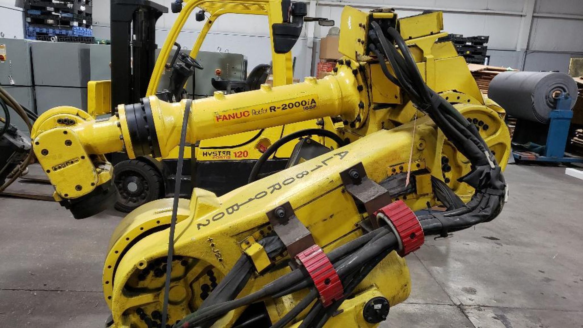 Fanuc R-2000iA/165F robot 6-axis arm. - Image 5 of 6