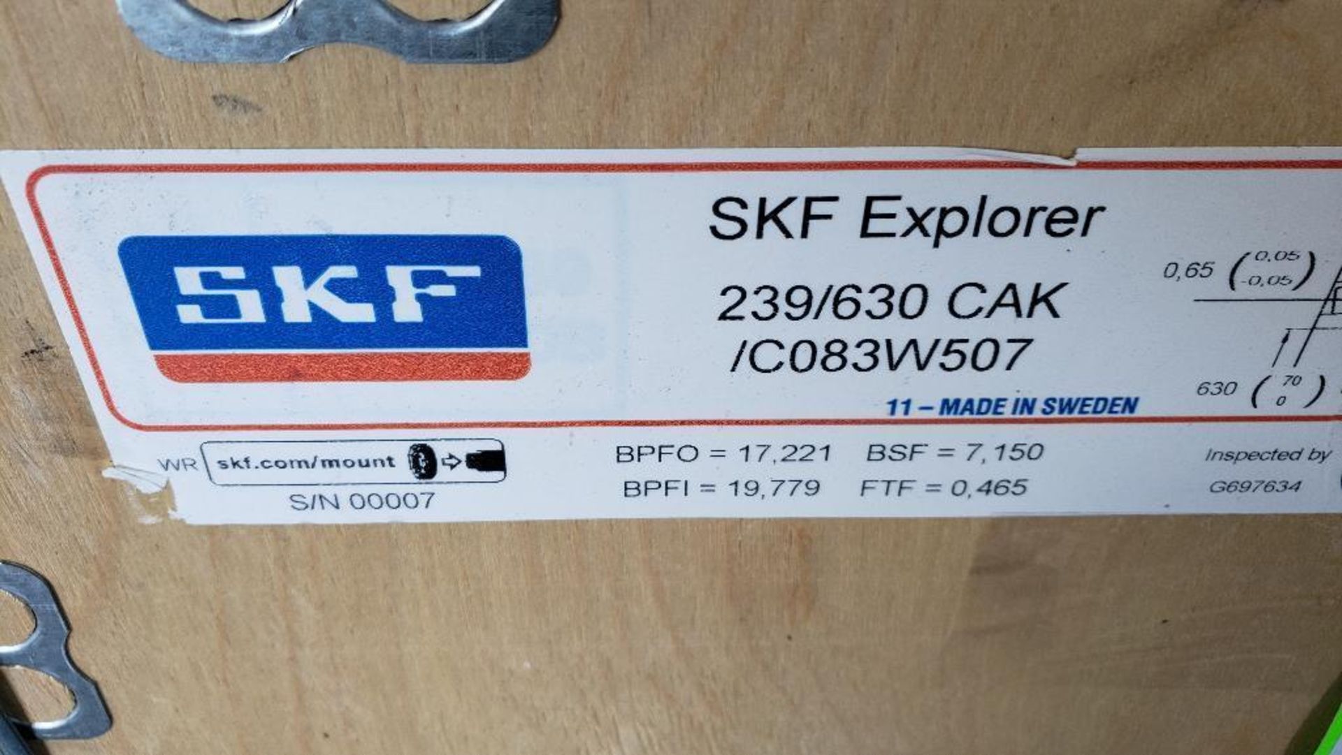 SKF super precision large capacity bearing. Part number 239/630 CAK/C083W507. New in crate. . - Image 5 of 5