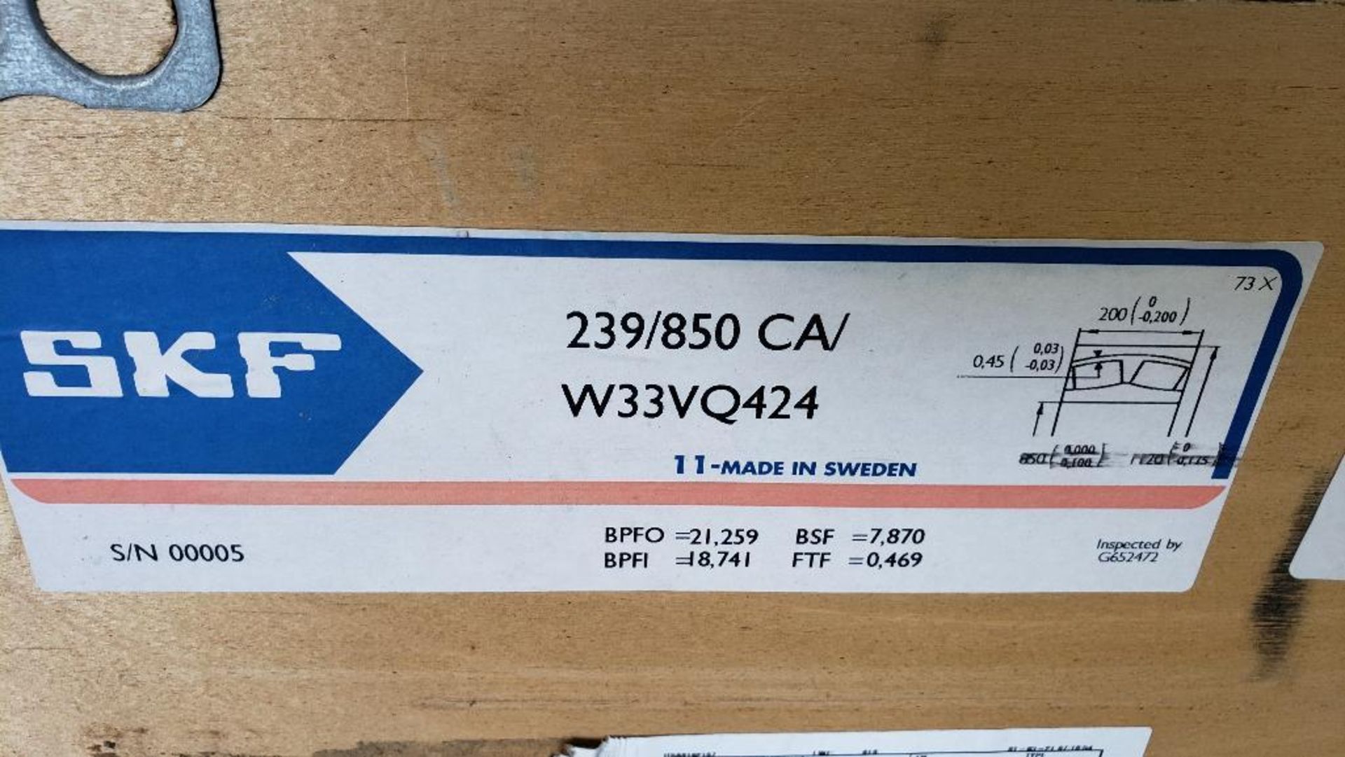 SKF super precision large capacity bearing. Part number 239/850 CA/W33VQ424. . New in crate. . - Image 2 of 6