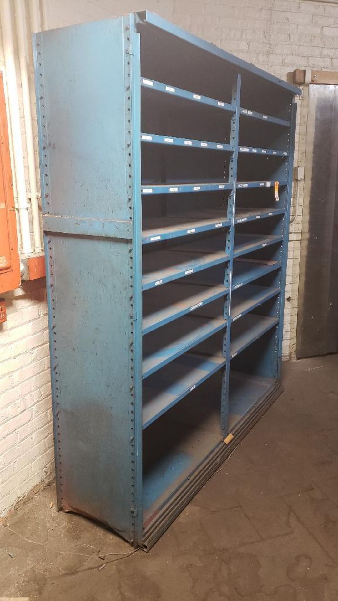 85Tx144Wx19D metal shelving. - Image 2 of 4