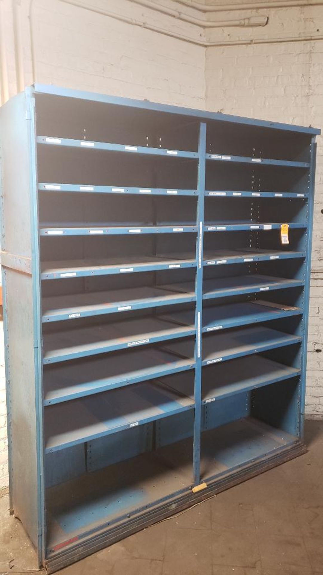 85Tx144Wx19D metal shelving.