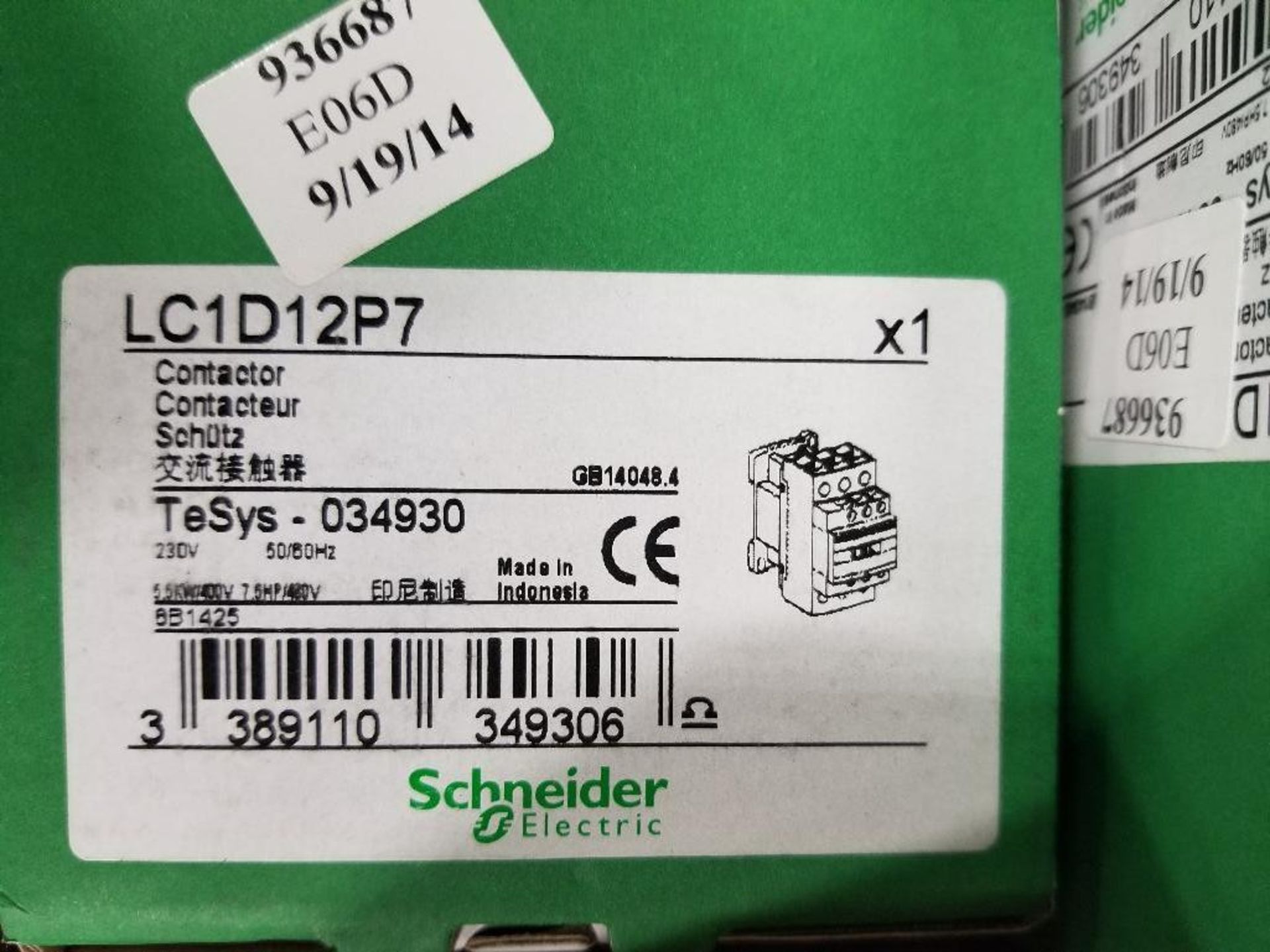 Qty 4 - Schneider Electric contactor. Model LC1D12P7. New in box. - Image 2 of 4