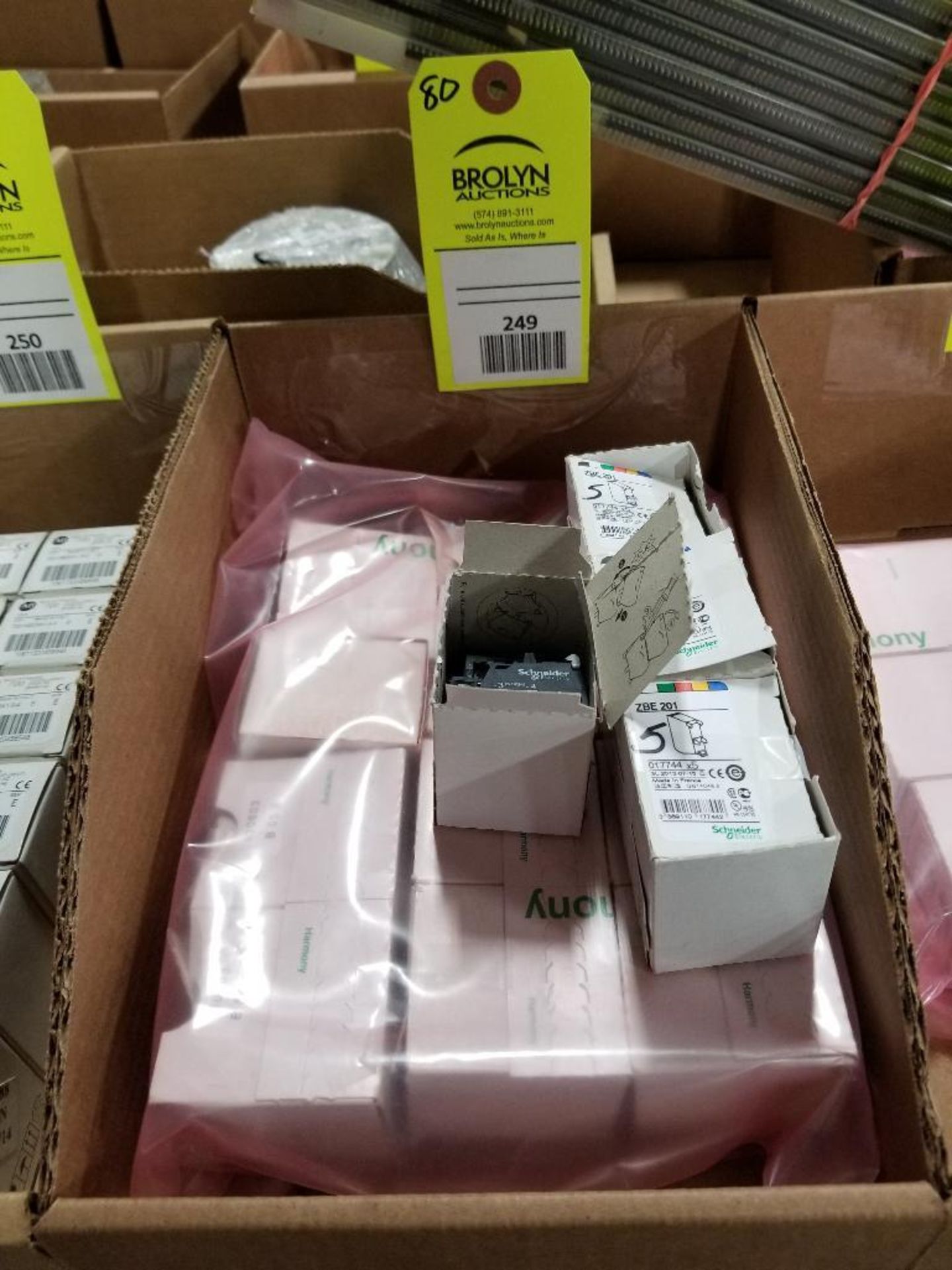 Qty 80 - Schneider electric. Part number 017744. New in bulk box.