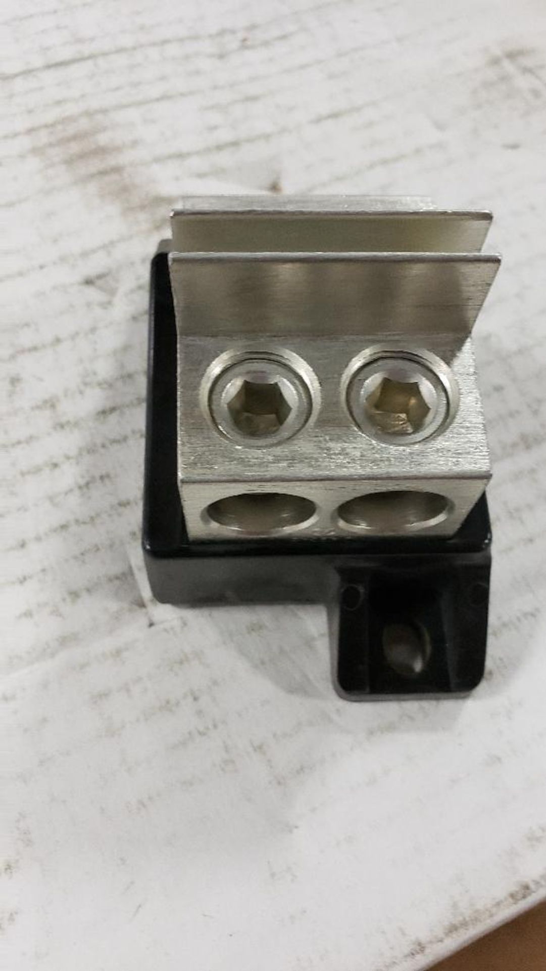 Qty 40 - Marathon fuse holder. 600v, 400amp. Catalog 1MS102. New in bulk box.