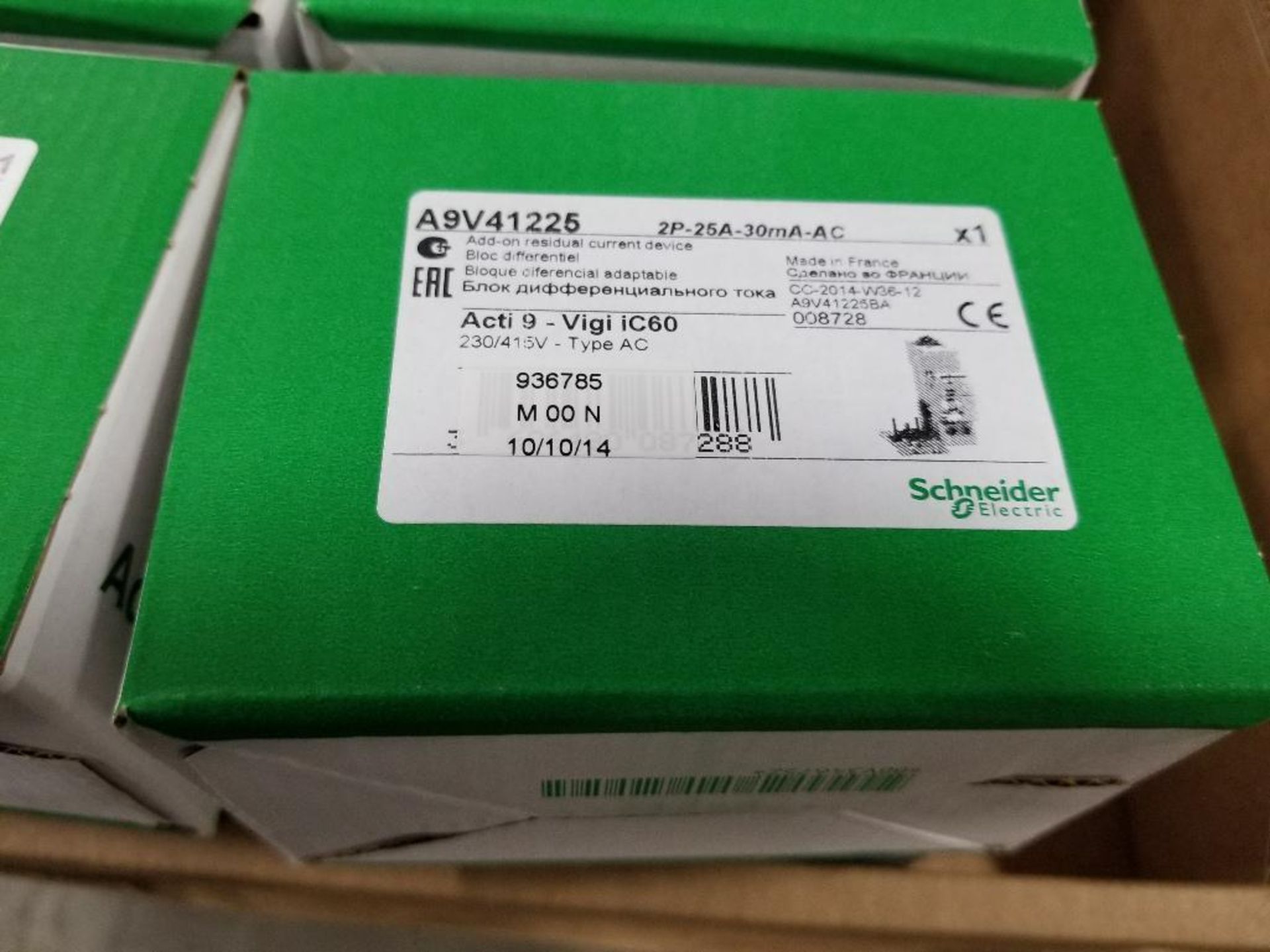 Qty 12 - Schneider Electric residual current device. Model A941225. New in box. - Image 2 of 2