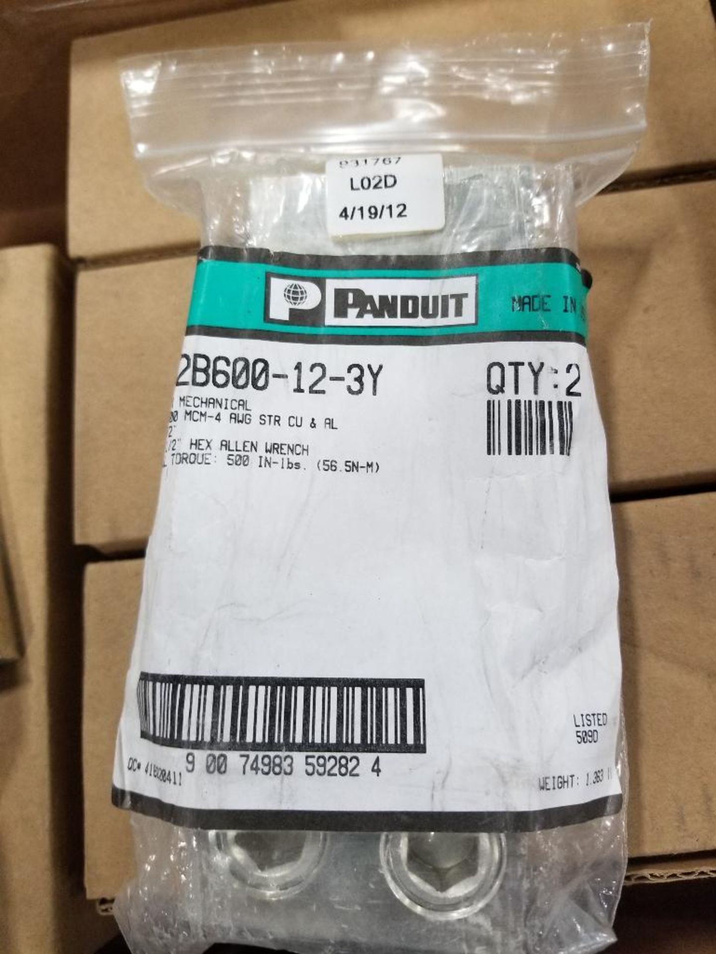 Qty 16 total Panduit lugs. Model LAM2B600-12-3Y. New in bulk packs. - Bild 5 aus 5