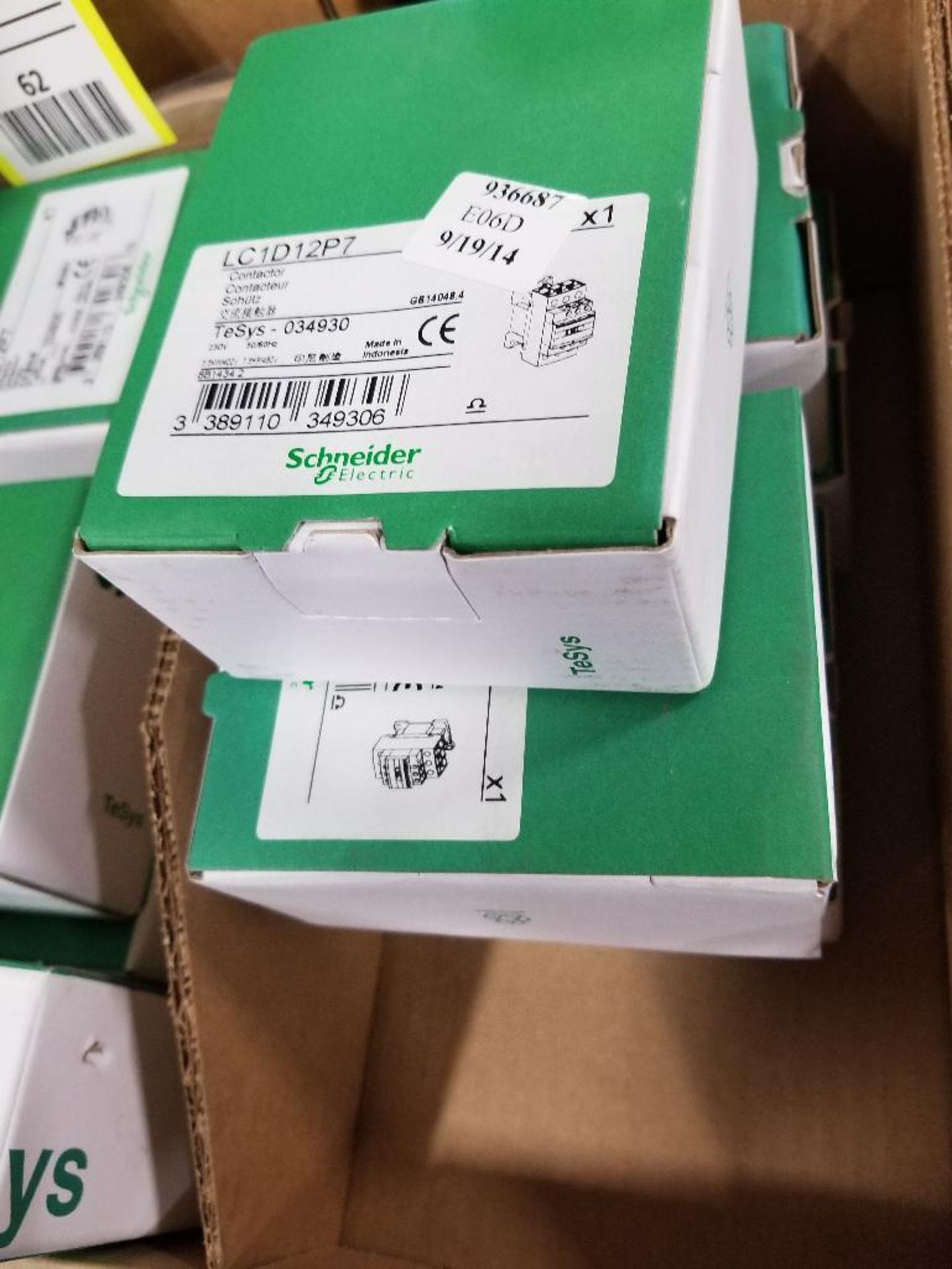 Qty 5 - Schneider Electric contactor. Model LC1D12P7. New in box. - Image 3 of 4