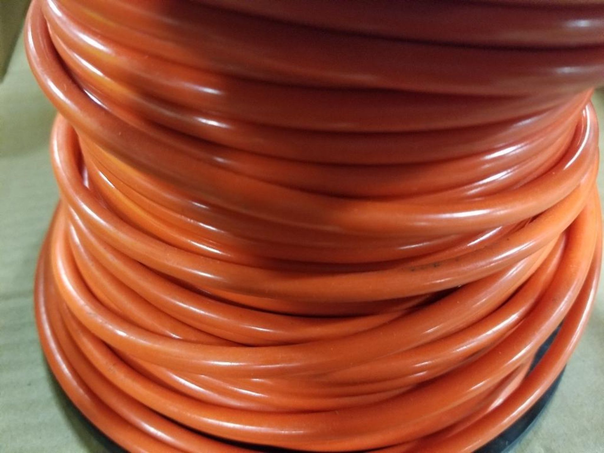 250ft Dayton orange vinyl coated galvanized steel cable. Model 1DLB1. New. - Image 3 of 3