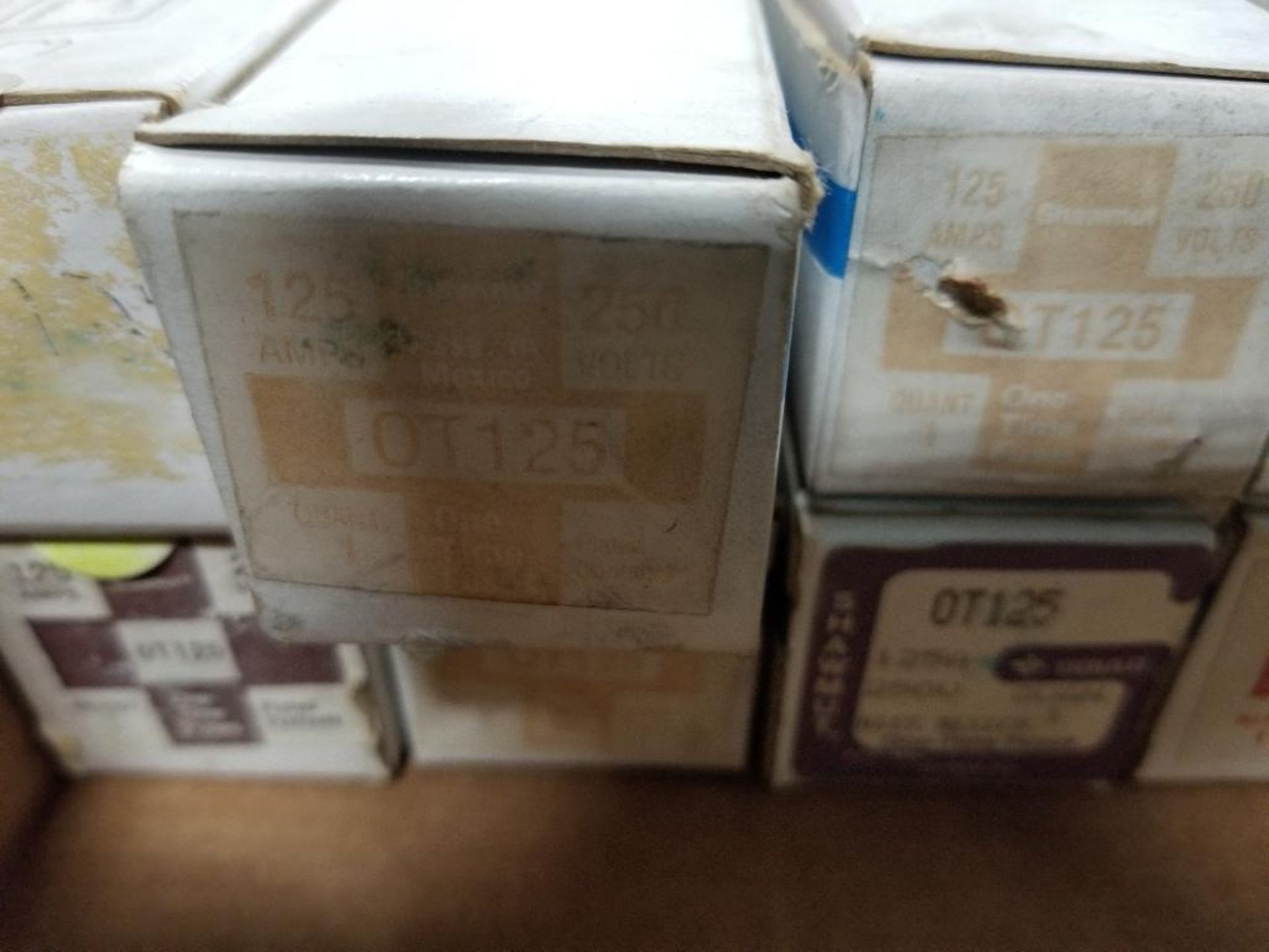 Qty 14 - Gould Shawmut fuses. Part number OT125. New in box. - Image 3 of 3