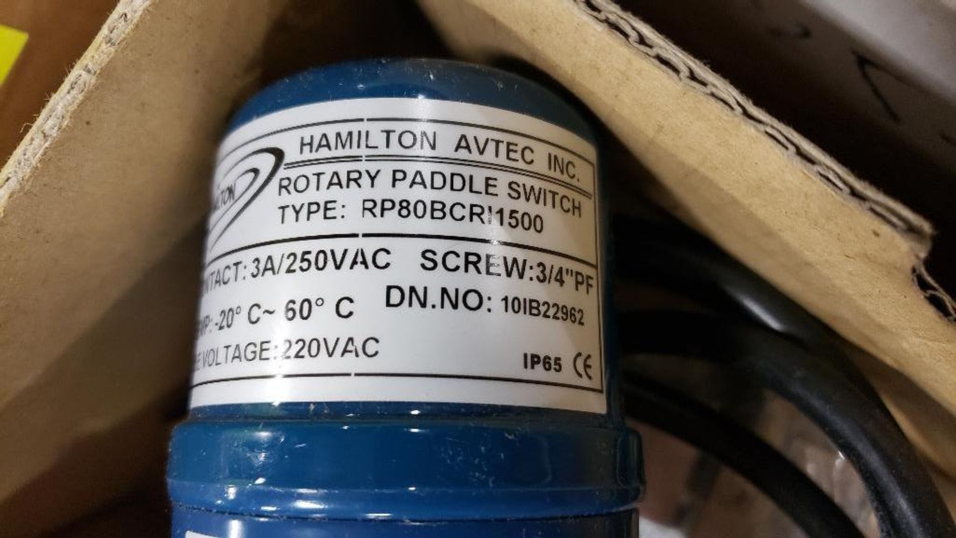 Hamiton Avtec rotary paddle switch. Type RP80BCRI1500. New. - Image 3 of 4