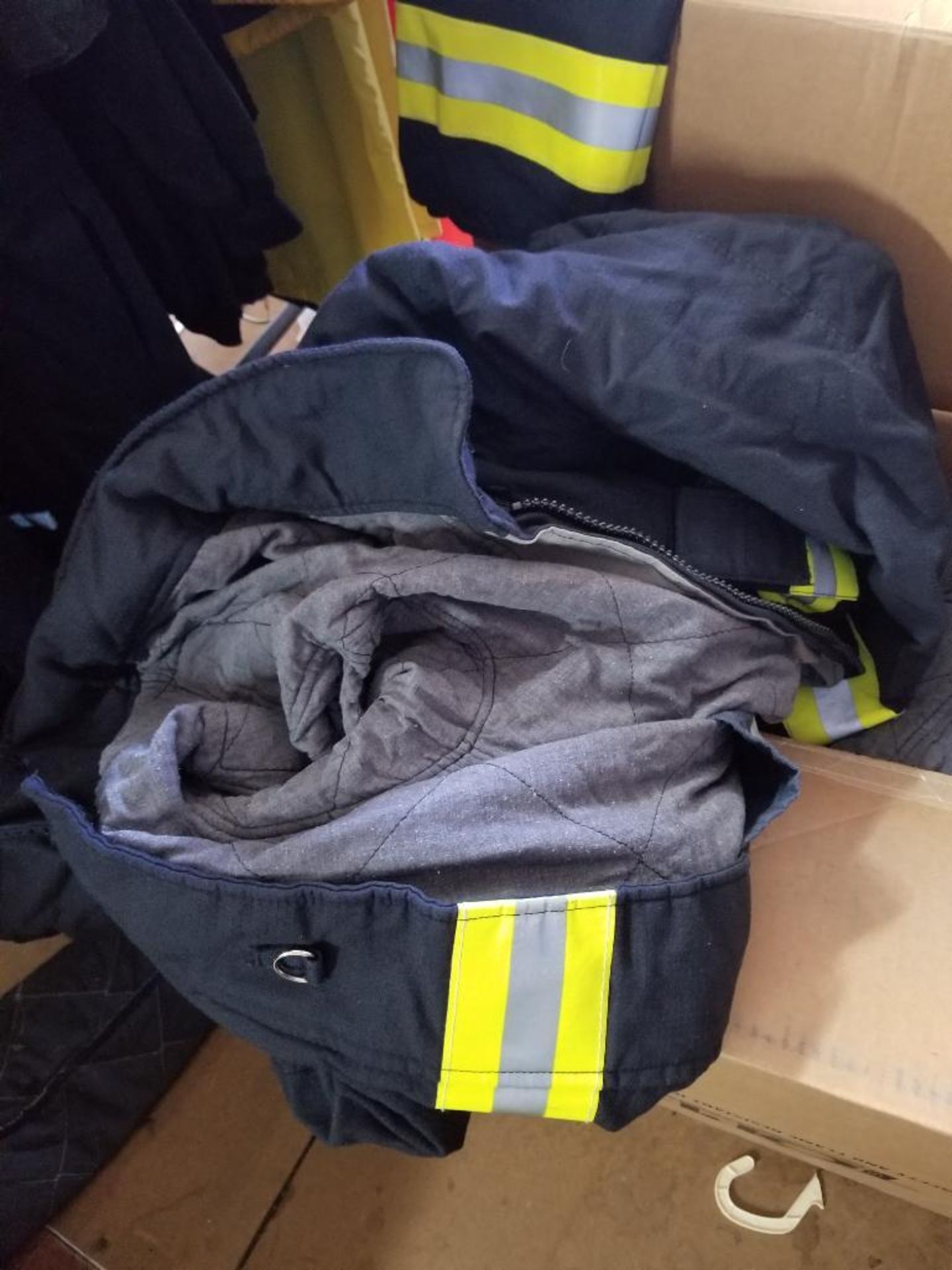 Large assortment of safety apparel. - Image 2 of 4