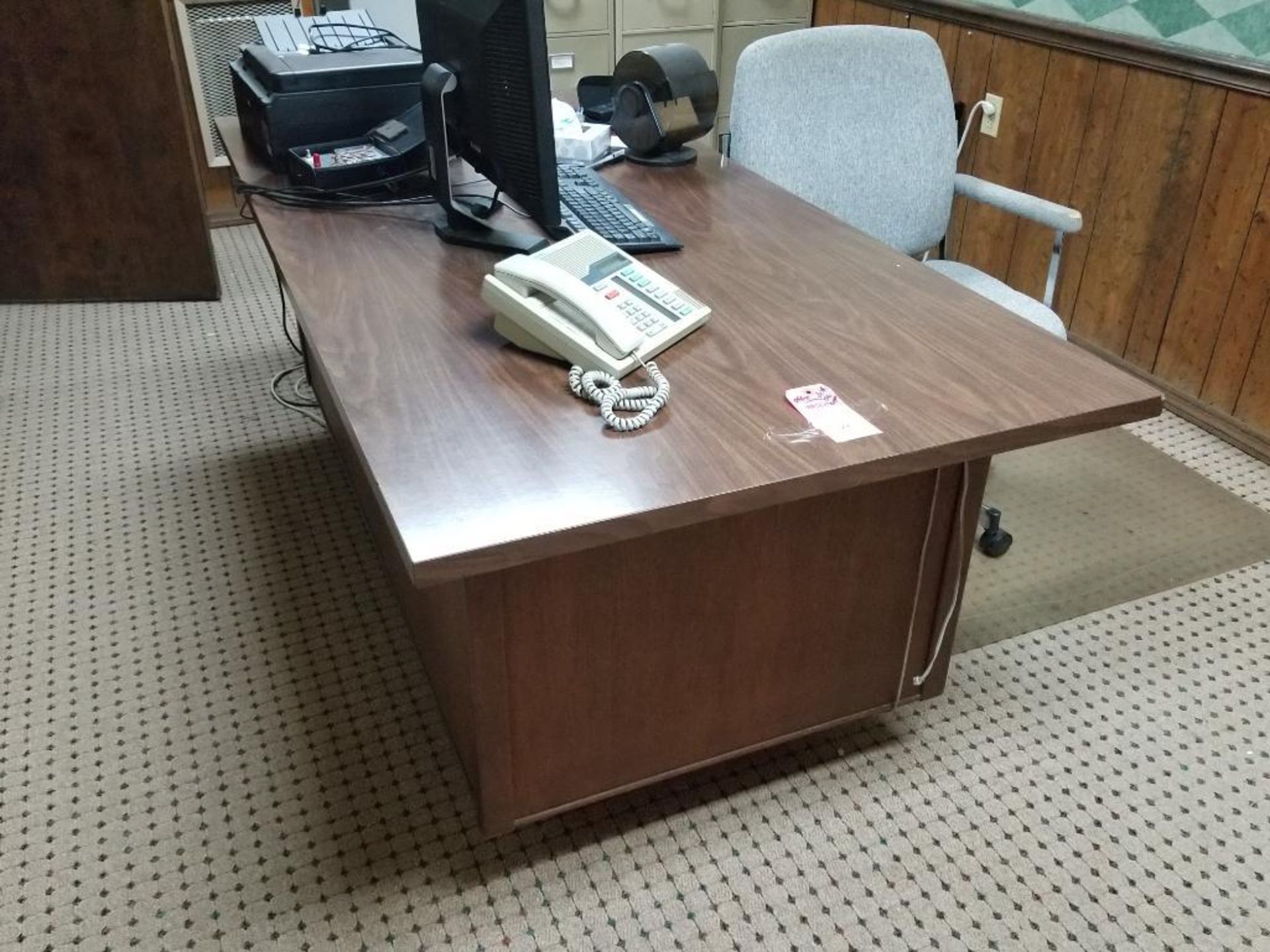 Office desk, chair, computer,, etc. - Image 8 of 9