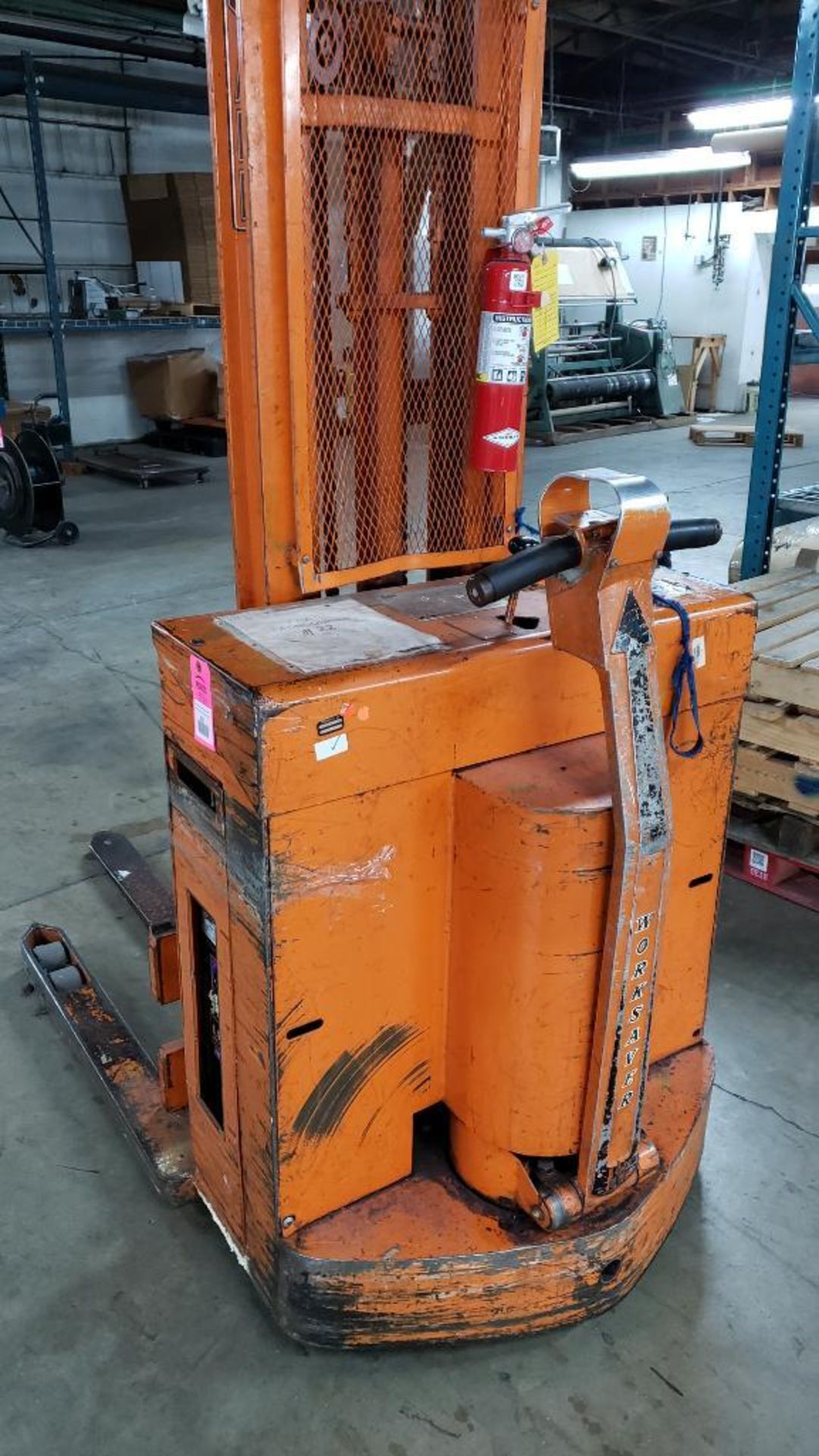 2000lb Yale walk behind forklift. Model VF20-5088. 12v electric charger included. - Image 3 of 11