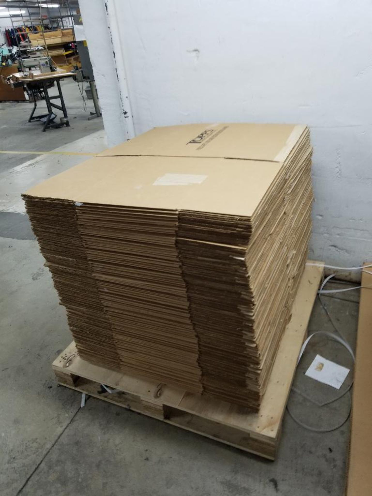 Pallet of new boxes. - Image 3 of 4