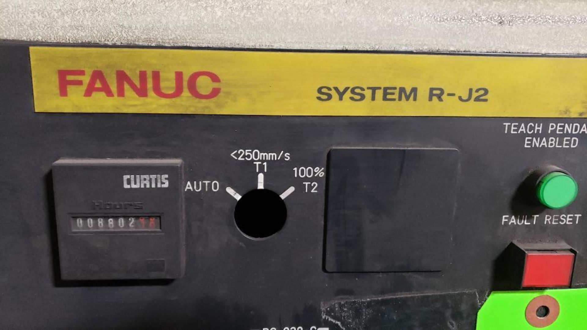 (Parts/Repairable) Fanuc R-J2 controller. - Image 2 of 7