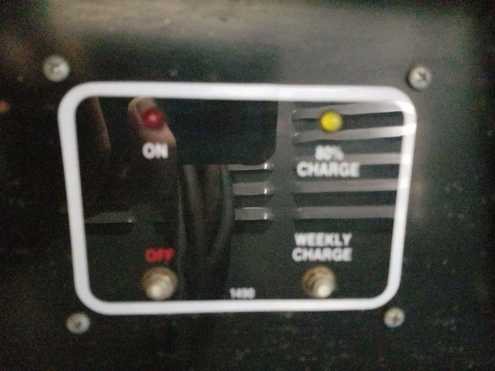24v Hertner battery charger. Model 3SN12-450. Single phase input. 450 amp hour. - Image 3 of 8