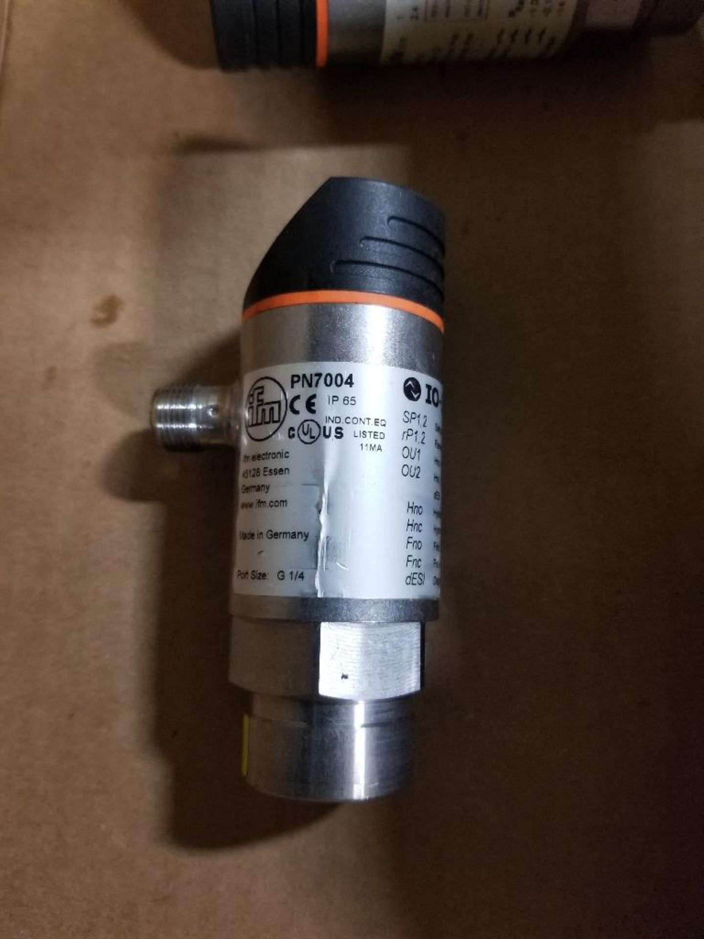 Qty 3 - IFM pressure transducers. - Image 2 of 2