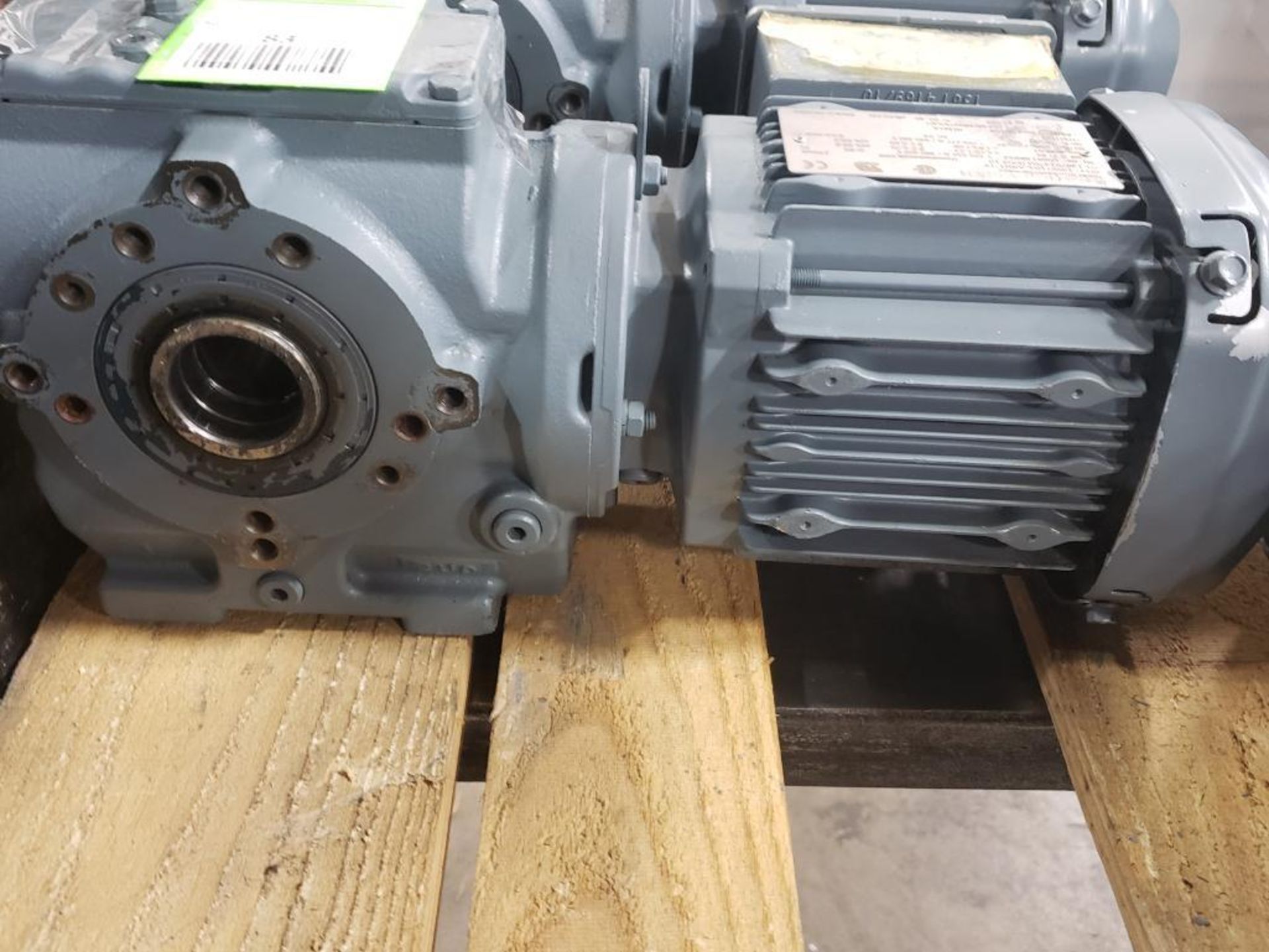 Sew Eurodrive motor and gearbox. Model SH47-DRS71S4/ASB1/TF. - Image 6 of 6