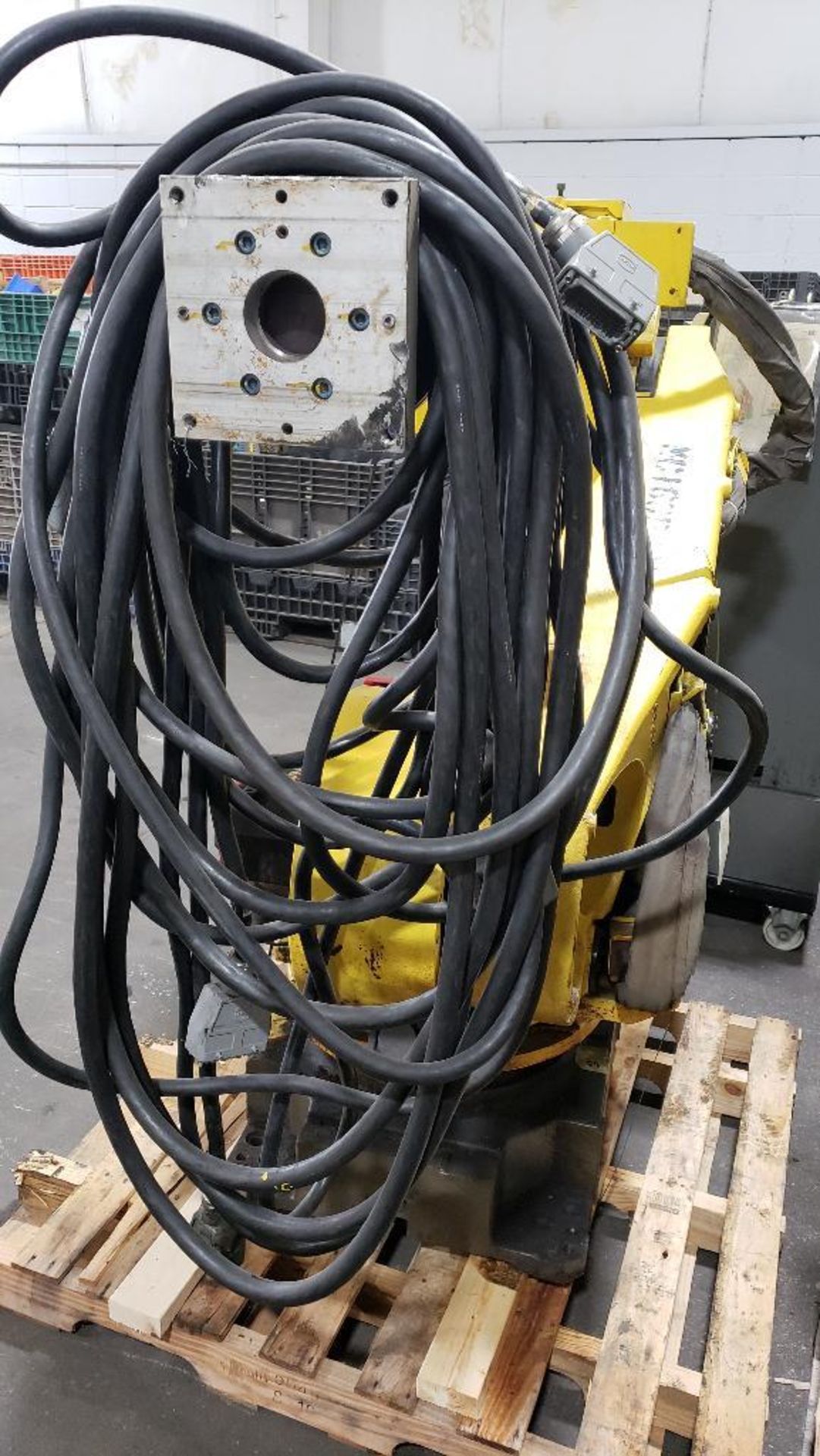 Fanuc R-2000iA/200F robot with Fanuc System R-J3iB controller. - Image 7 of 16