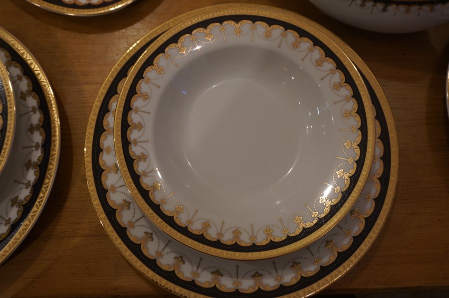 Part Porcelain Dinner Set by Pegasus, Approximately 30 pieces - Image 3 of 6