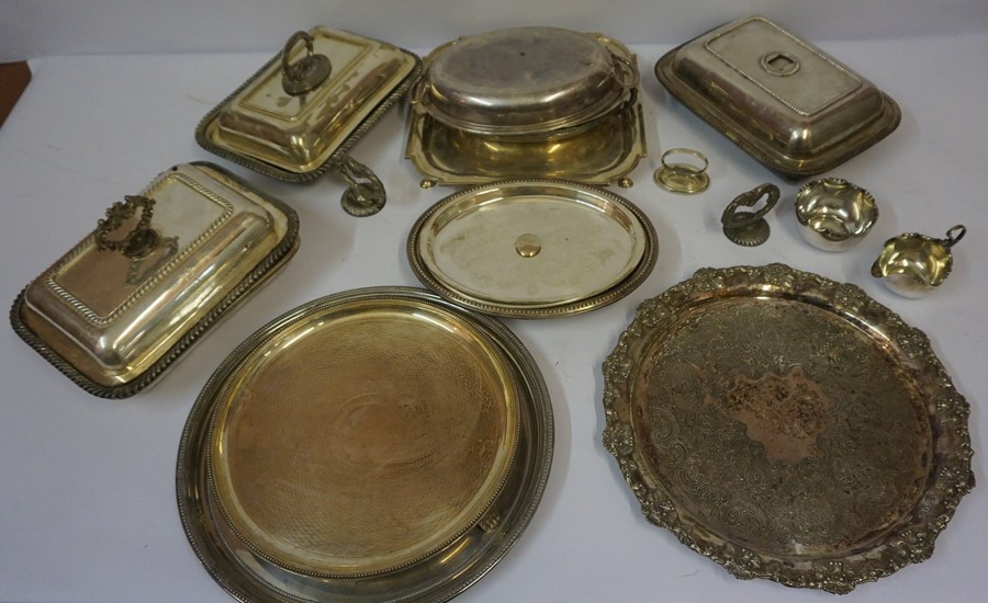 Mixed Lot of Silver Plated Wares, to include a Walker & Hall tray, entree dishes, salvers etc - Image 2 of 5