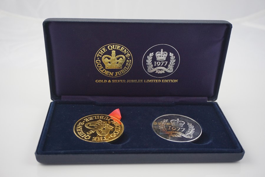 Quantity of Coins, to include Edwardian examples, boxed set of Limited Edition the Queen,s Golden
