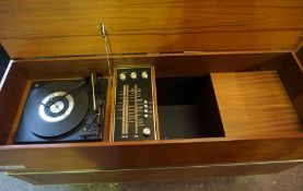 Pye Cambridge Radiogram, 62cm high, 118cm wide, 39cm deep, also with a quantity of vinyl records, (a