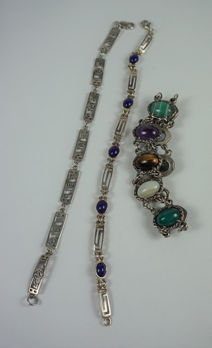 Collection of Silver Jewellery, To include a rose brooch, agate bracelet, Scottish sterling silver - Image 4 of 5
