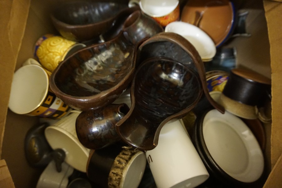 Sundry Lot of African Themed and Stoneware Ornaments, To include masks, table lamps, vases, signed - Image 5 of 5