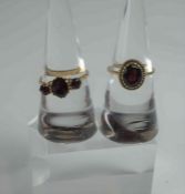 9ct Gold Garnet Three Stone Ladies Ring, Set with three graduated garnets, stamped 375, ring size