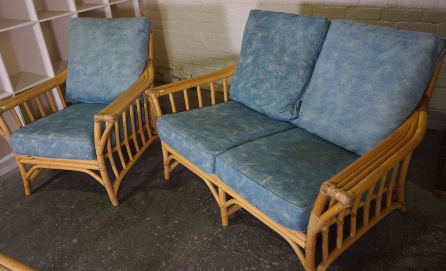 Two Piece Bamboo Conservatory Suite by Angraves, Comprising of a two seater sofa with matching - Image 4 of 10