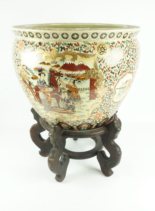 Satsuma Syle Porcelain Fish Bowl, Decorated with panels of figures and fish, stamped Satsuma style - Image 5 of 5