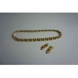 9ct Gold Ladies Chain, stamped 375 to clasp, with spare links, gross weight 38.6 grams