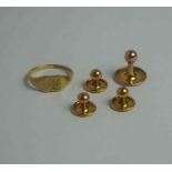 9ct Gold Ring, Stamped 375, also with four 9ct gold dress studs, stamped 375, gross weight 5.3