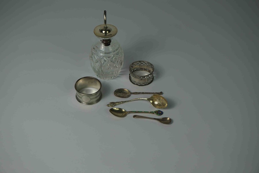 Silver Topped Glass Oil Bottle, Hallmarks for Birmingham, 14cm high, Also with two Silver Napkin - Image 9 of 16