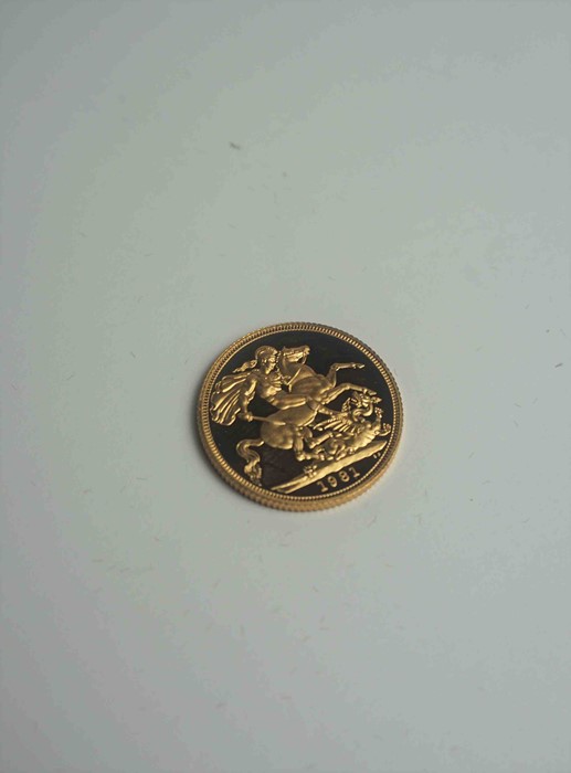 1981 Proof Sovereign Gold Coin, Queen Elizabeth II Bust to the Obverse, With Britannia to the - Image 3 of 4