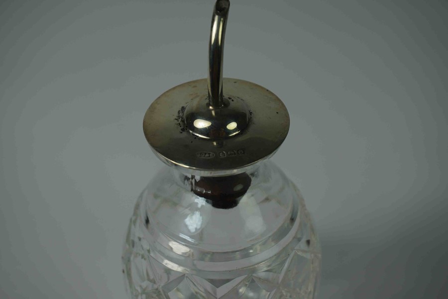 Silver Topped Glass Oil Bottle, Hallmarks for Birmingham, 14cm high, Also with two Silver Napkin - Image 8 of 16
