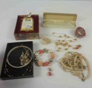 Quantity of Costume Jewellery