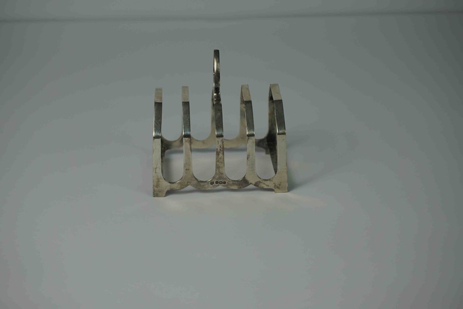 Silver Four Bar Toast Rack, Hallmarks for Sheffield, 2.85 ozt, 9.5cm wide - Image 6 of 7