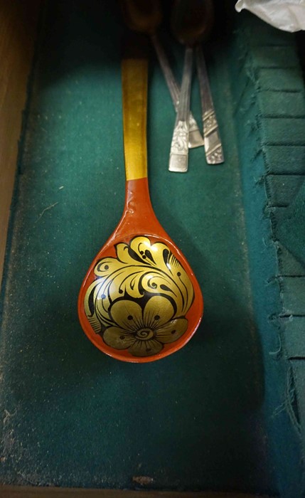 Sheffield Silver Plated Part Canteen of Cutlery, Approximately 40 pieces, Enclosed in a Wooden - Image 6 of 12