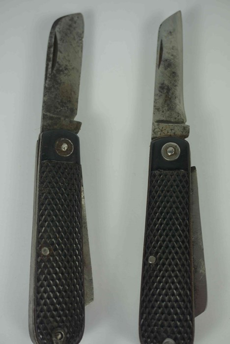 Harrison Bros & Howson of Sheffield, Pocket / Corn Knife, Also with four similar Pocket / - Image 3 of 5