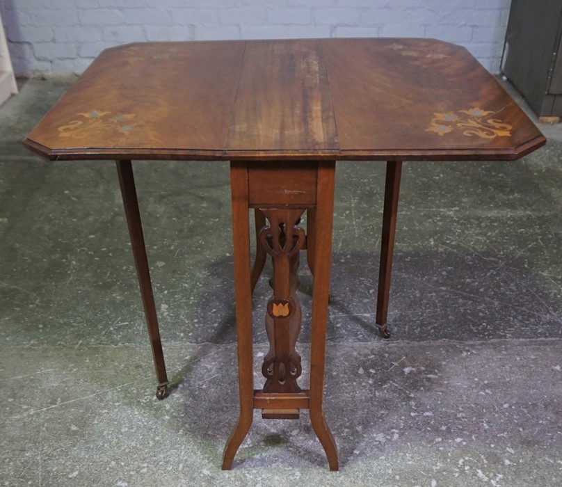 Mahogany Sutherland Table, circa early 20th century, Decorated with Art Nouveau style inlaid - Image 7 of 10