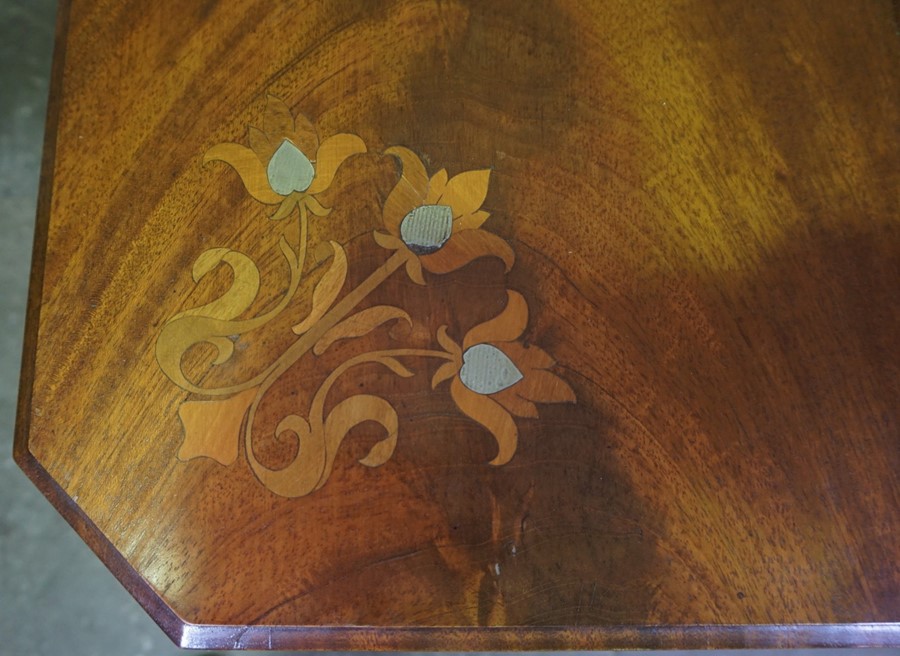 Mahogany Sutherland Table, circa early 20th century, Decorated with Art Nouveau style inlaid - Image 8 of 10
