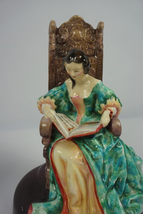 Royal Doulton Figure "The Leisure Hour" HN 2055, 21cm high, Also with a Royal Belvedere for Vienna - Image 3 of 6