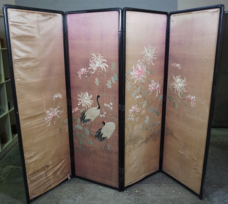 Japanese Style Dressing Screen, Having four Sections, Decorated with Silk lined Panels, 170cm