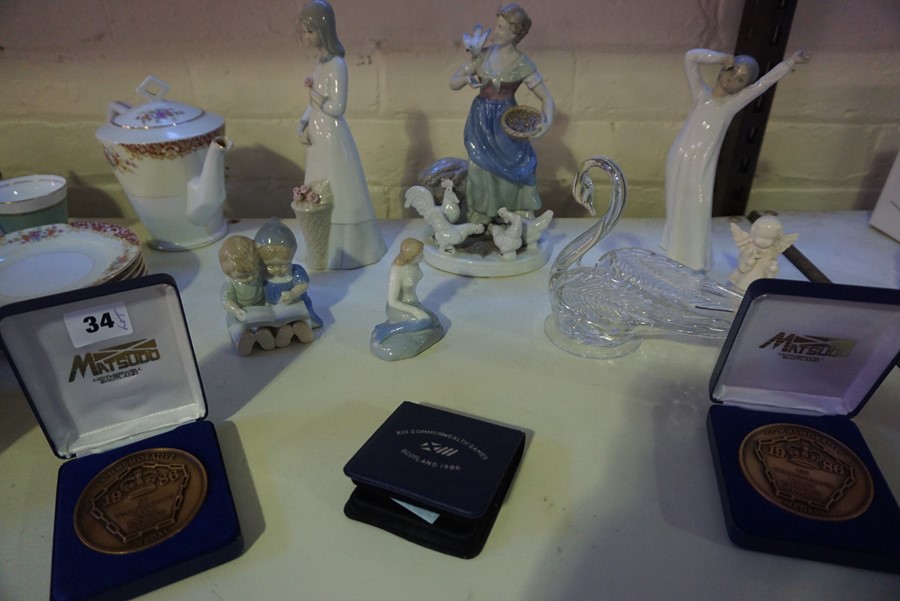 Quantity of Tea China and Collectables, To include a part Tea Set by Aynsley, Part Tea Set by - Image 3 of 5