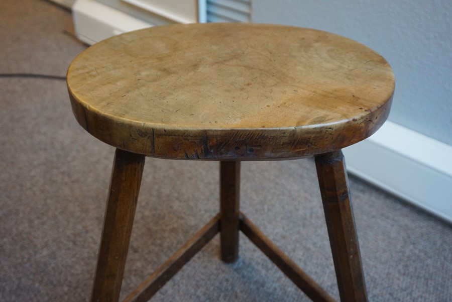 Ash and Elm Cricket Table / Stool, circa 19th century, 54cm high, 38cm wideCondition - Image 3 of 9